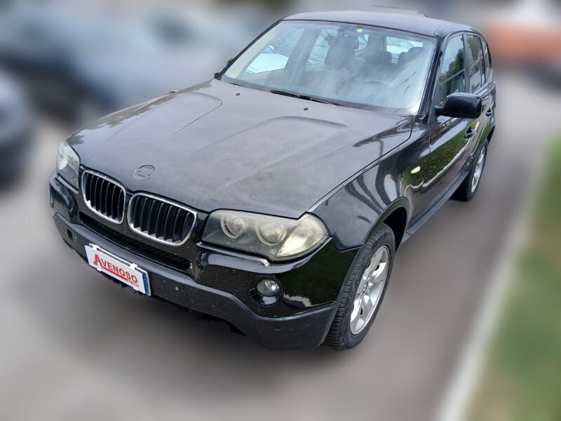 BMW X3            (E83)