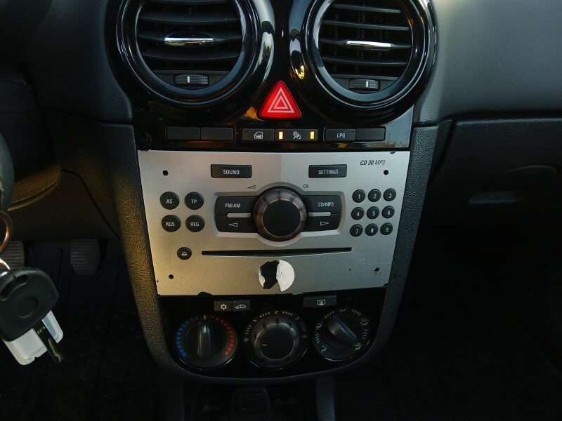 OPEL Corsa 4ª serie Corsa 1.2 85CV 3 porte GPL-TECH b-color